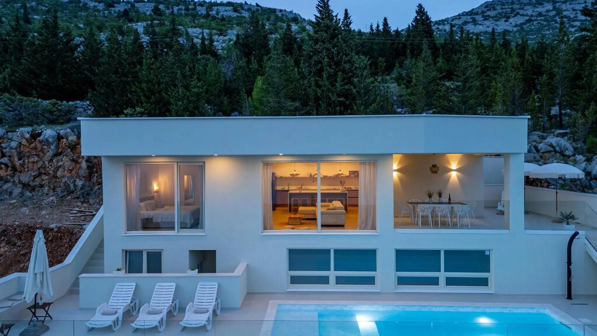 Holiday home Villa Mara Ondo Starigrad Paklenica
